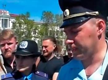 Спроба російських поліцейських розігнати мітинг у Севастополі (27.04.2014)