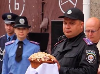 In Zhytomyr with an orchestra and flowers were met police officers who returned from Luhans'k region, on June 26, 2014