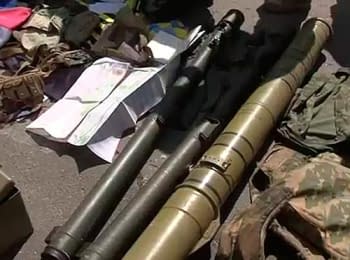 Slovyans'k: Arsenal of the weapon and ammunition of terrorists (July 5, 2014) (18+ Explicit language)