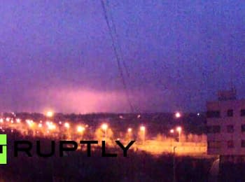 Flashes of light over Donetsk airport