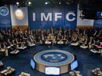 «Ваша Свобода»: Співпраця з МВФ - рятівне коло чи боргове ярмо?