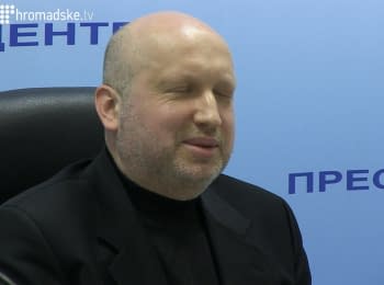 Turchynov talking about the "bloody pastor" and the ruble rate