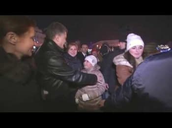 President of Ukraine with his wife visited the Sofiyska square