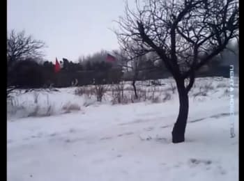 Armored vehicles under the Russian flags near Debaltseve, 30.01.15