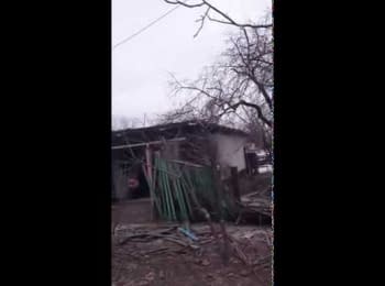 Terrorists rejoice to the destructions in Debaltseve (18+, obscene language)