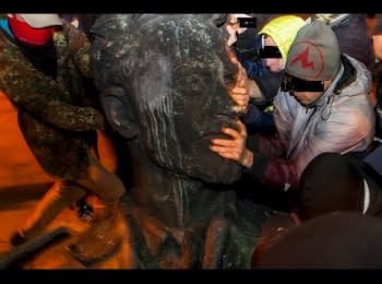 У Харкові звалили пам'ятники Орджонікідзе, Руднєву і Свєрдлову