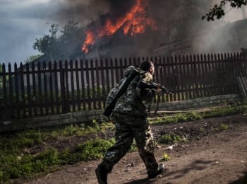 Year of conflict at the Donbas in photos
