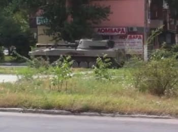 Column of military vehicles in Makiyivka, 14.08.2015