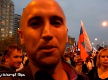 Propagandists Graham Phillips was kicked out from a rally in Moscow
