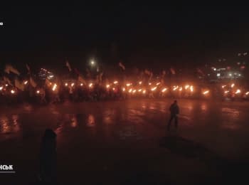 Як вшановували пам'ять Героїв Крут в Україні
