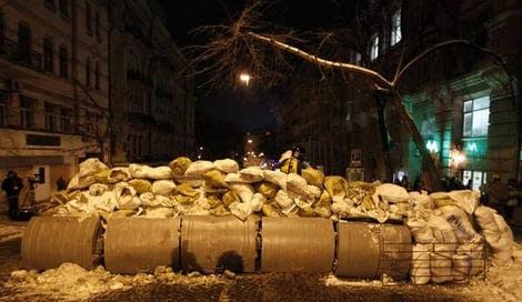 Лукаш пригрозила уведенням НС за захоплення Мін'юсту