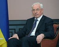 АЗАРОВ ПОДАВ У ВІДСТАВКУ