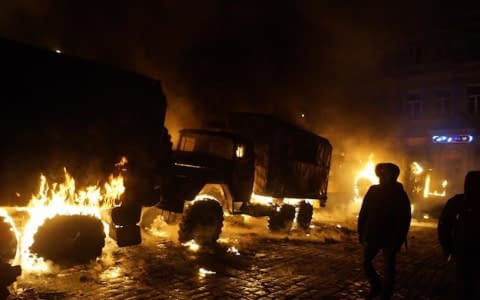 На Грушевського спалили майже усю спецтехніку і автобуси «Беркута»