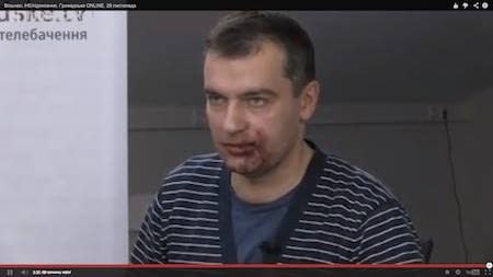 Біля Маріїнського палацу побили журналістів - міліція каже, що безсила
