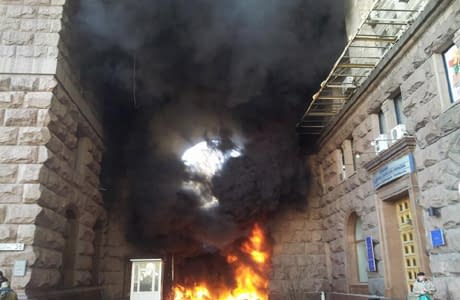 Протестувальники зайшли в КМДА