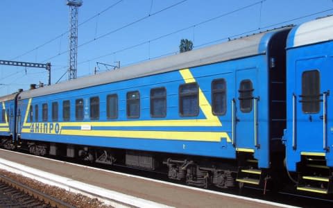 Укрзалізниця припинила рух поїздів зі Львова на Київ