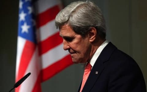 Держсекретар США вилітає до Києва