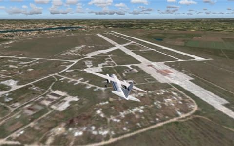 Озброєні люди захопили аеродром у Сакському районі. Встановлюють кулемети
