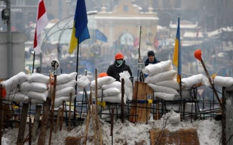 Барикади на Майдані стоятимуть до 25 травня