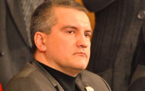 Генпрокуратура доручила затримати Клюєва та Аксьонова