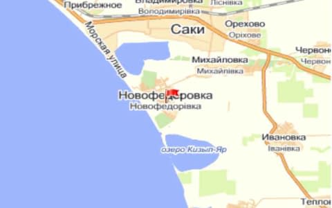 Військових у Новофедорівці штурмувала «самооборона Криму» з димовими шашками